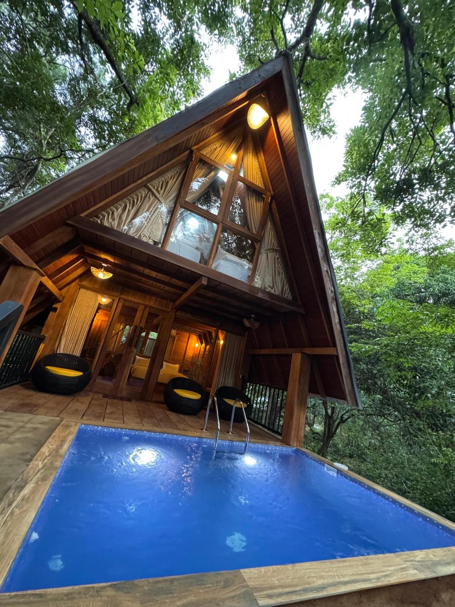 Habarana Tree House Mutu Village エクステリア 写真