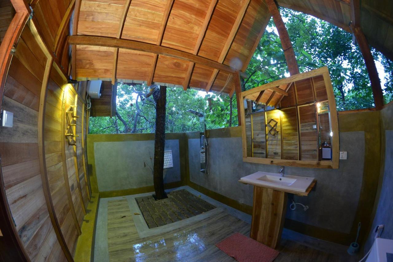 Habarana Tree House Mutu Village エクステリア 写真