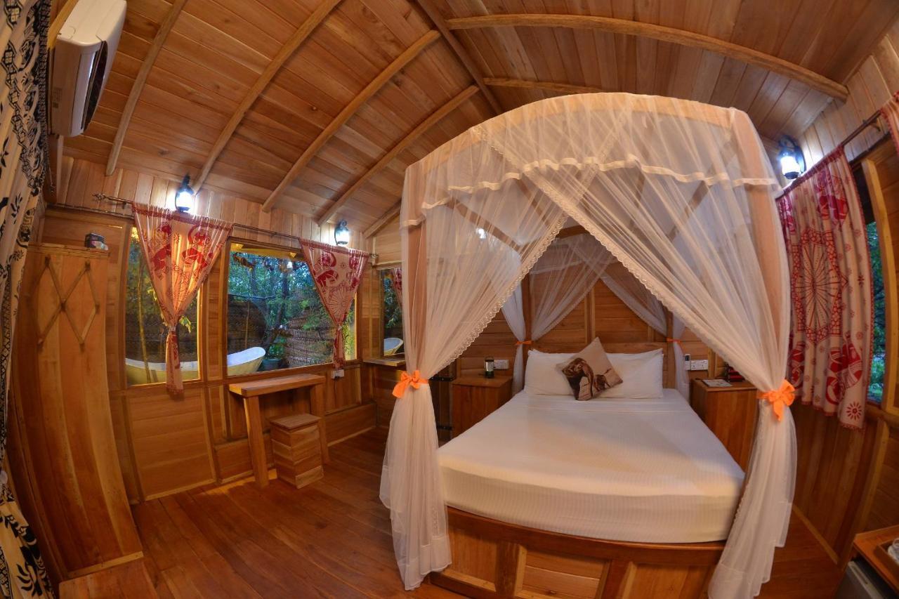Habarana Tree House Mutu Village エクステリア 写真